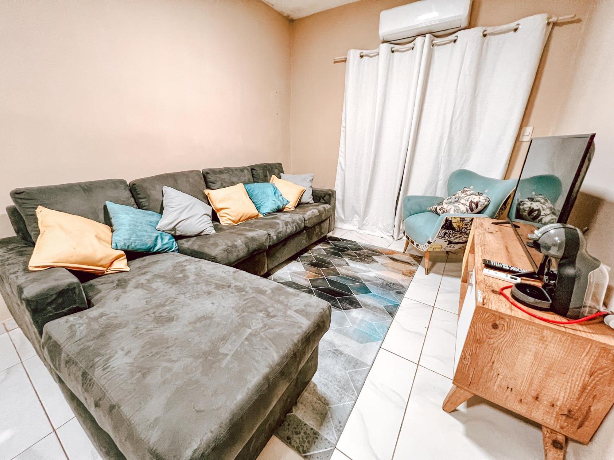 Amplio Loft En Zona Residencial De Asuncion Apartment Exterior photo